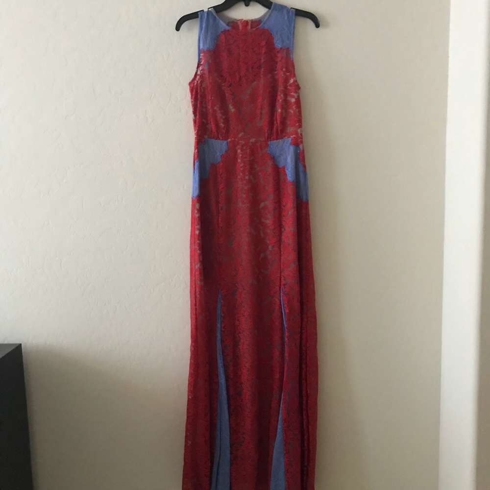 BCBG Lace Dress - Picture 6 of 8